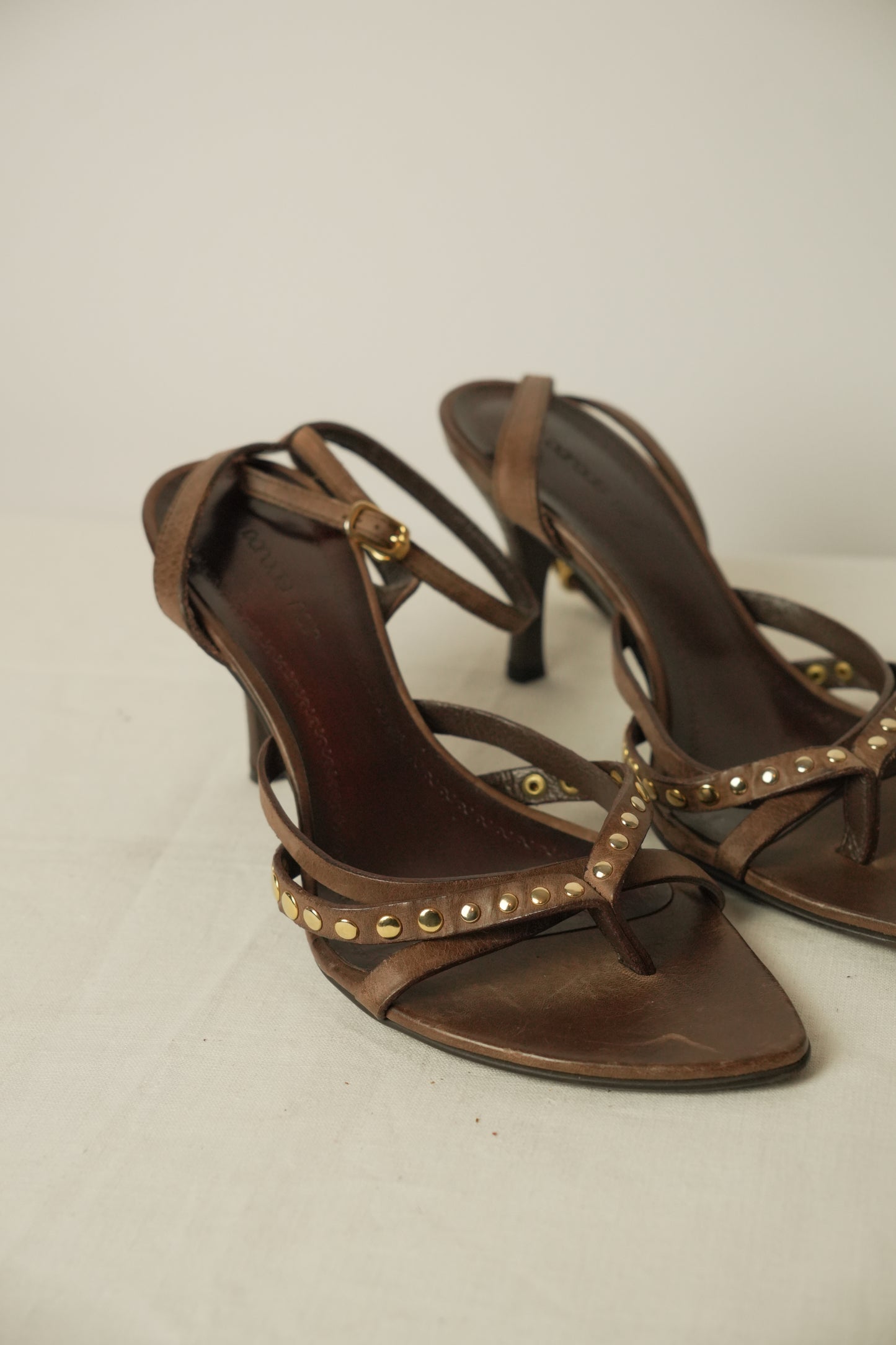 Paradis Noir Brown Cross Cross Leather Strappy Sandal Heels Sz 24.5