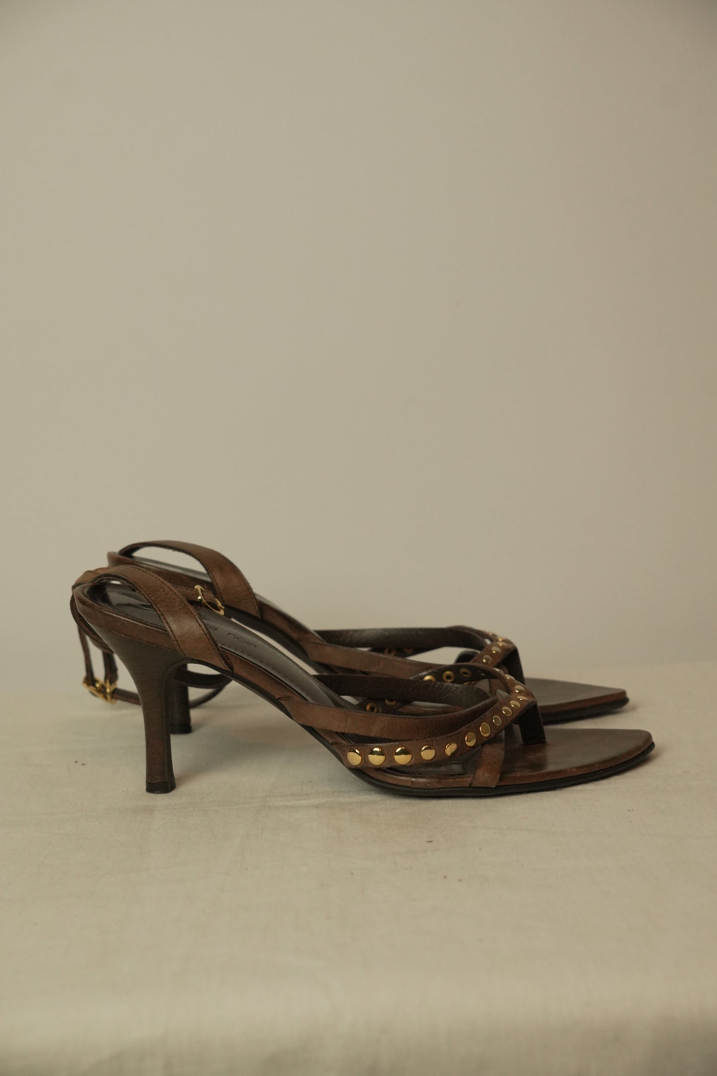Paradis Noir Brown Cross Cross Leather Strappy Sandal Heels Sz 24.5