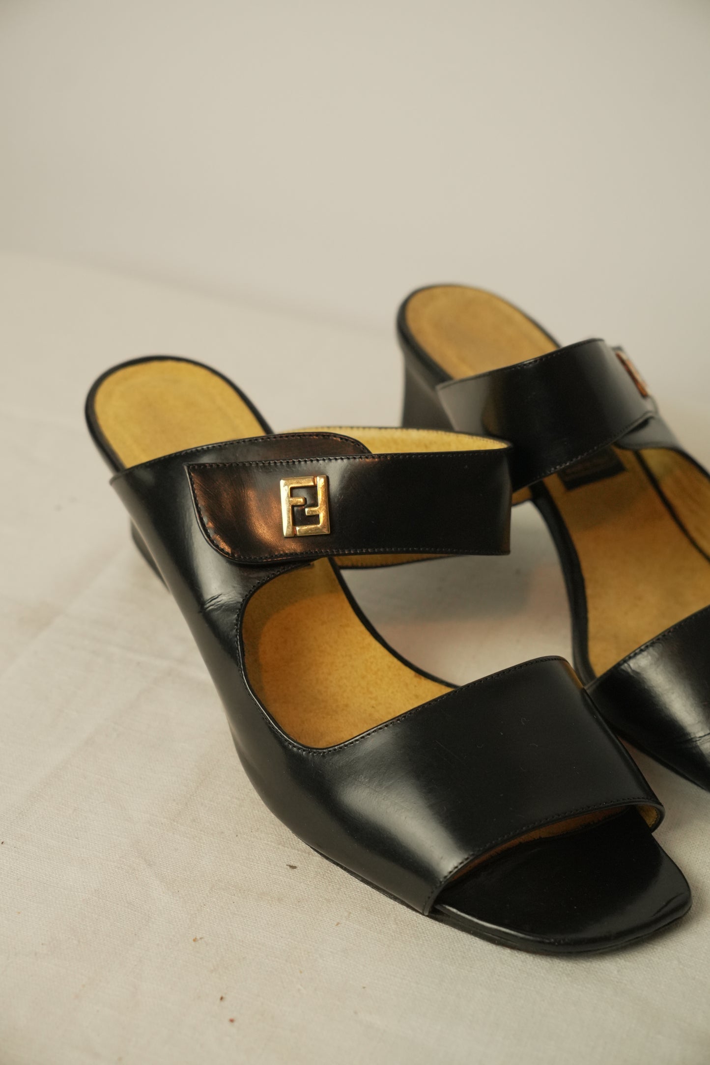 Fendi Peeptoe Leather Strap Sandal Heels Sz 36