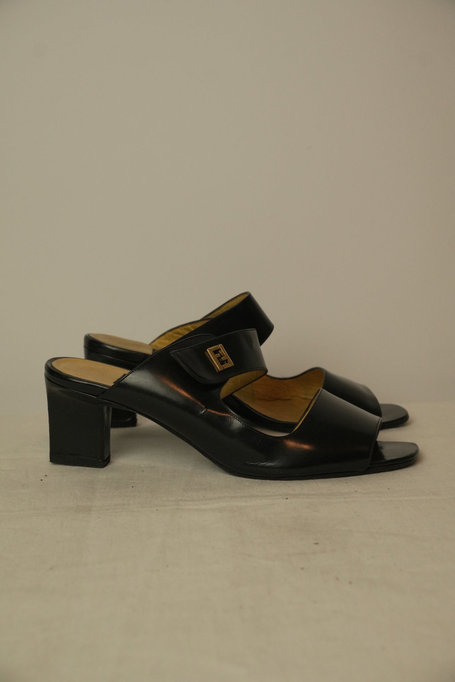 Fendi Peeptoe Leather Strap Sandal Heels Sz 36