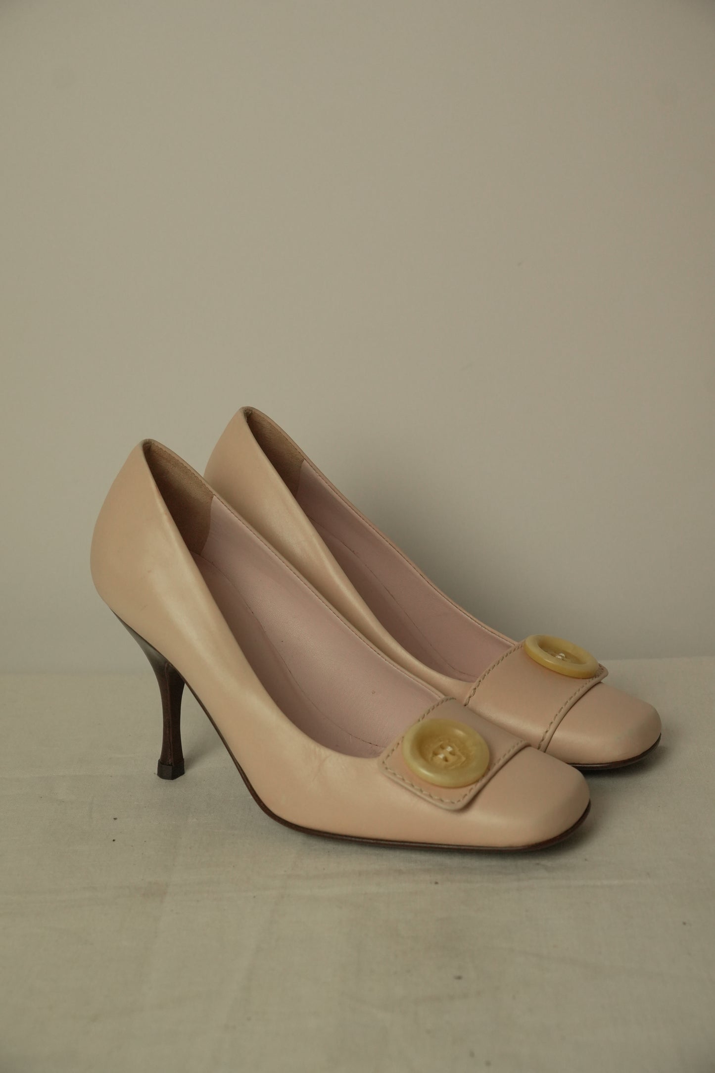 Celine Michael Kors Era Button Pink Pumps Heels Sz36.5