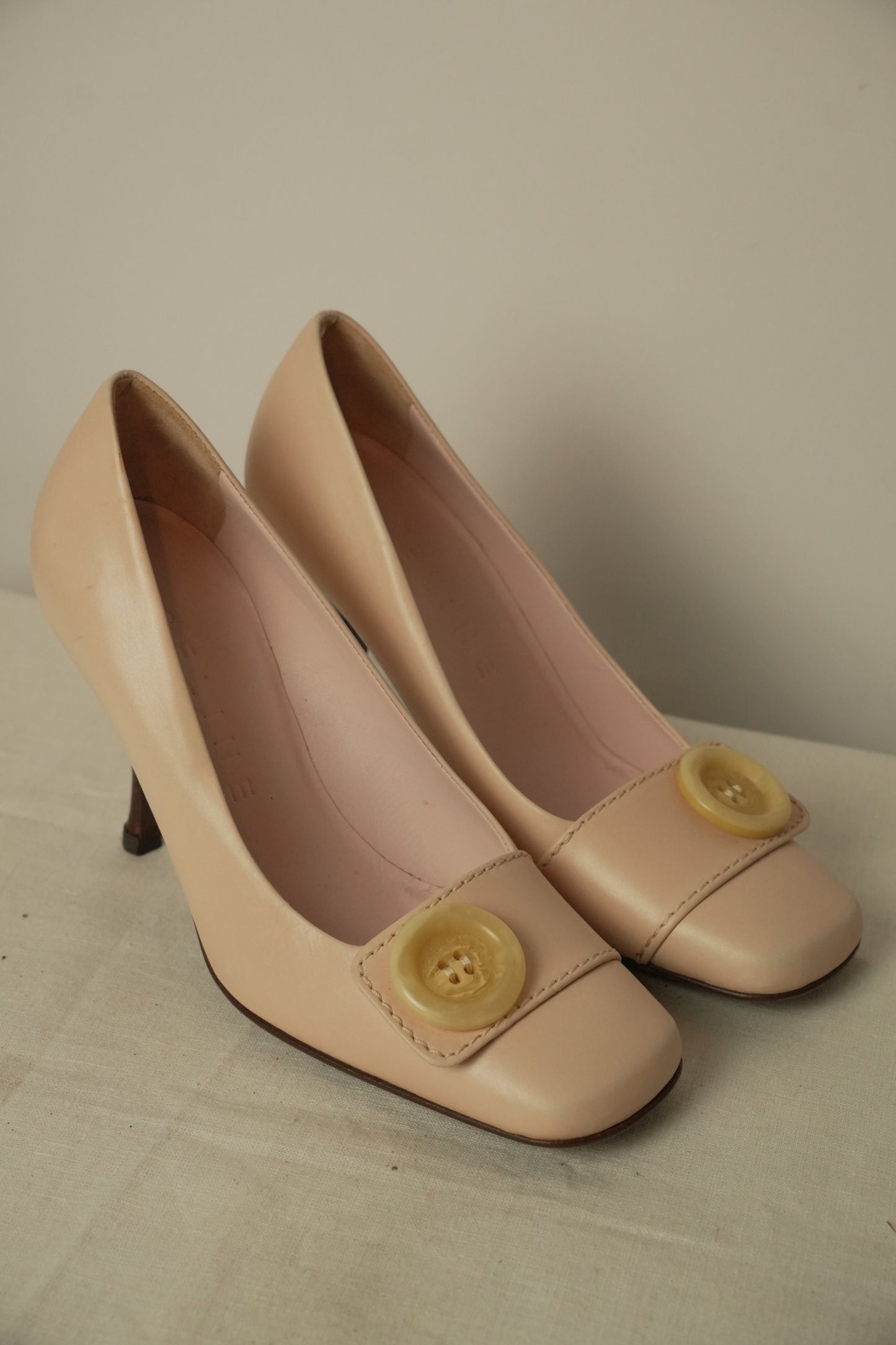 Celine Michael Kors Era Button Pink Pumps Heels Sz36.5