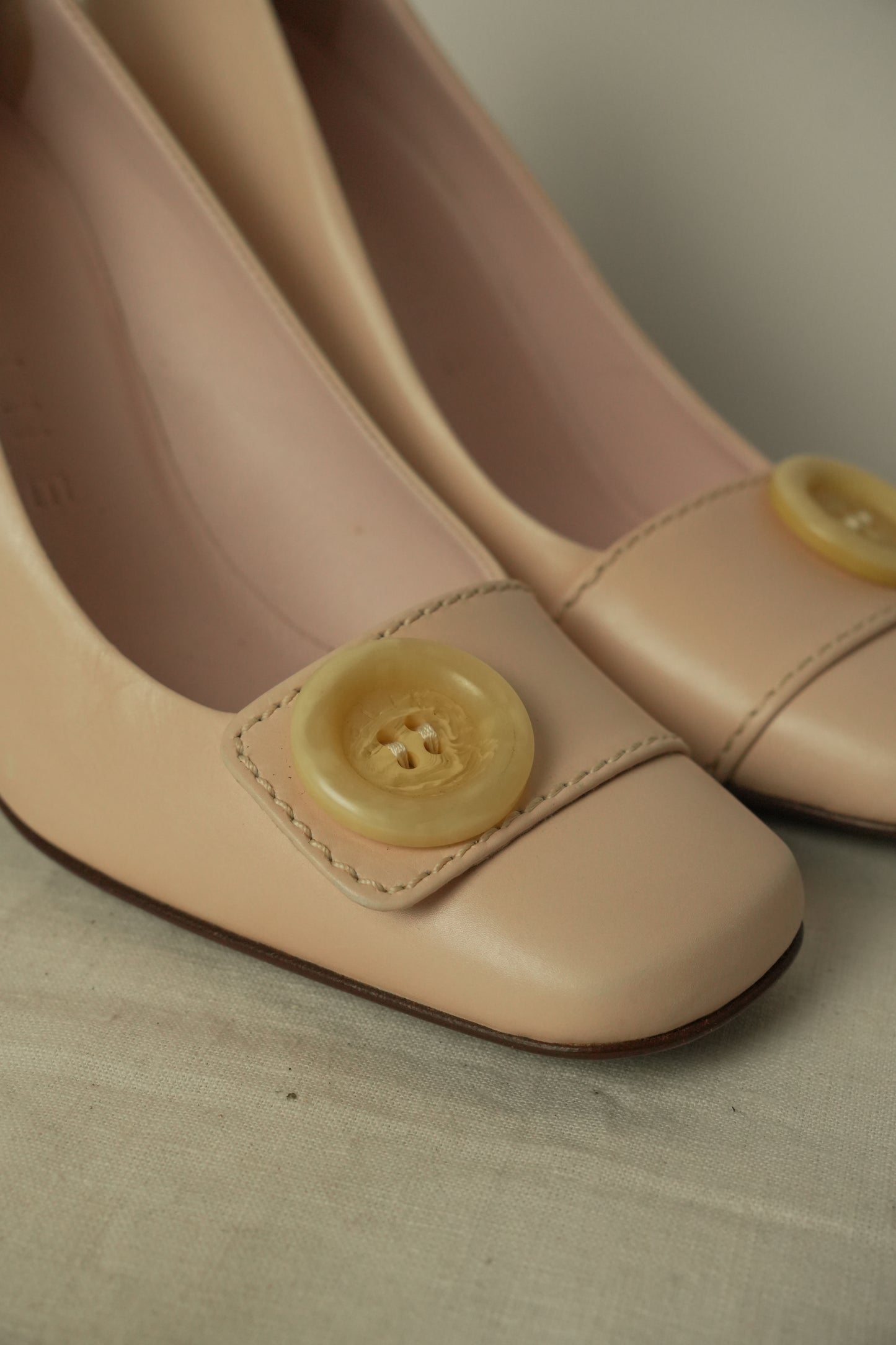 Celine Michael Kors Era Button Pink Pumps Heels Sz36.5