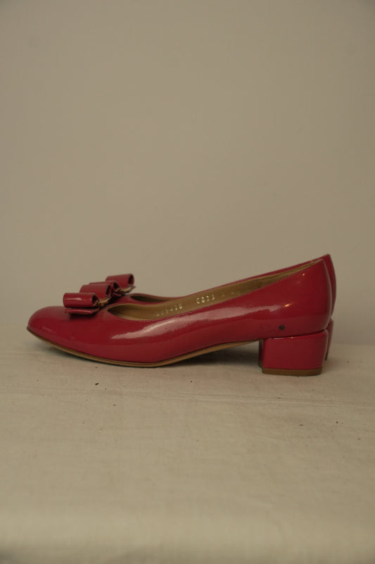 Salvatore Ferragamo Fuschia Pink Pumps