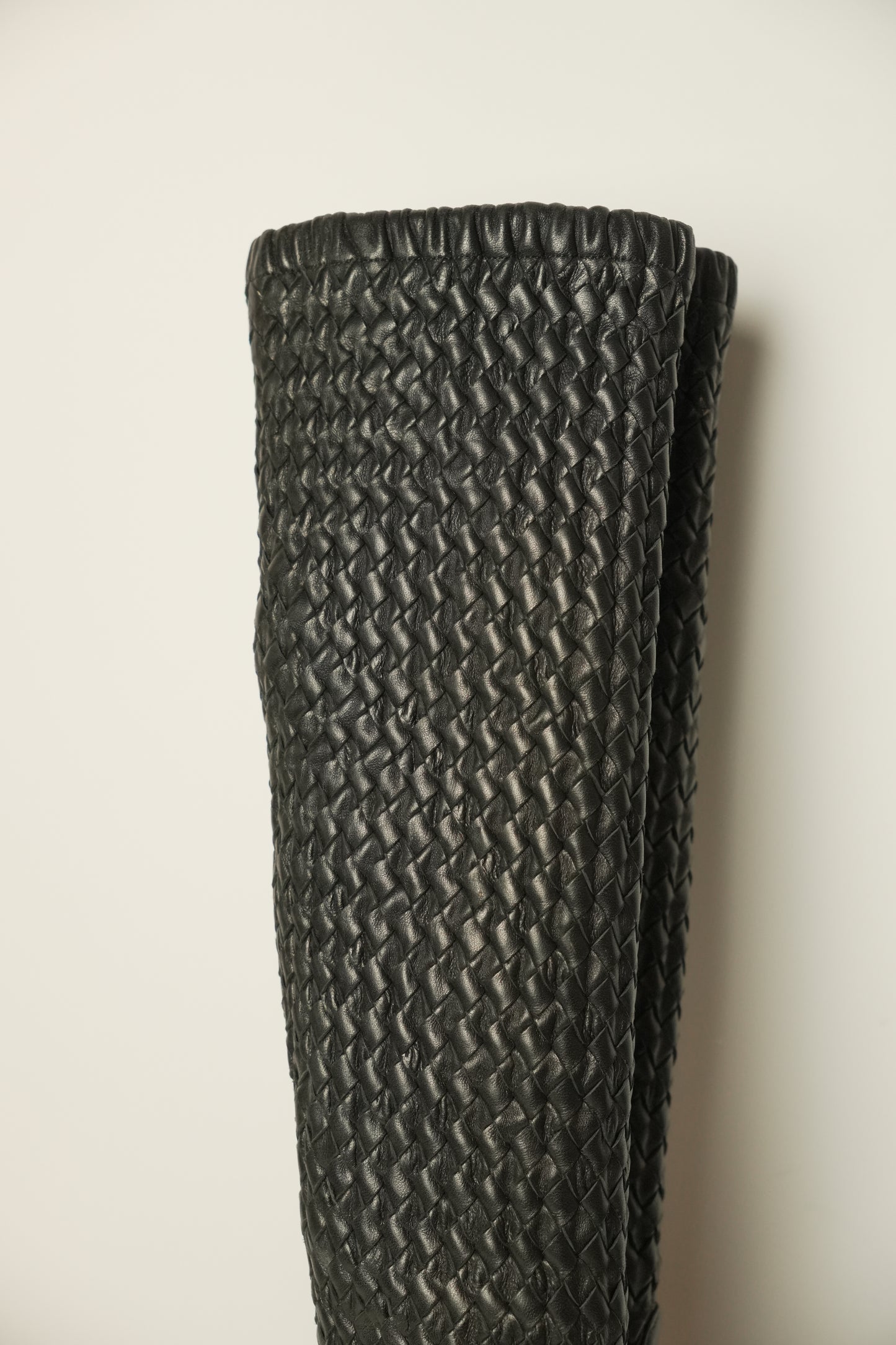 Bottega Veneta Intrecciato Leather woven flat Boots sz 6.5 with dust bag