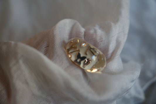 Louis Vuitton Berg Ankle-John White Monogram Acrylic Ring