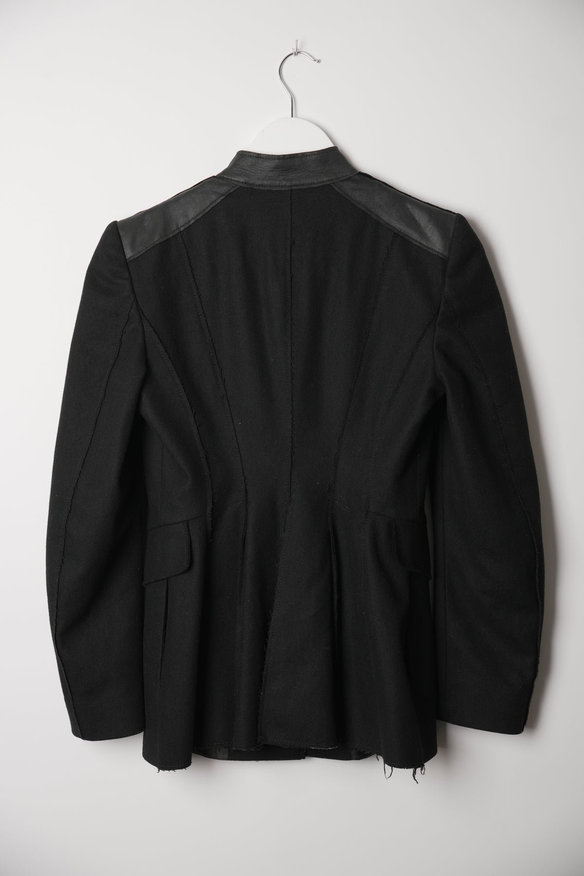 Philosophy di Alberta Ferretti Black Leather Button Down Blazer Jacket