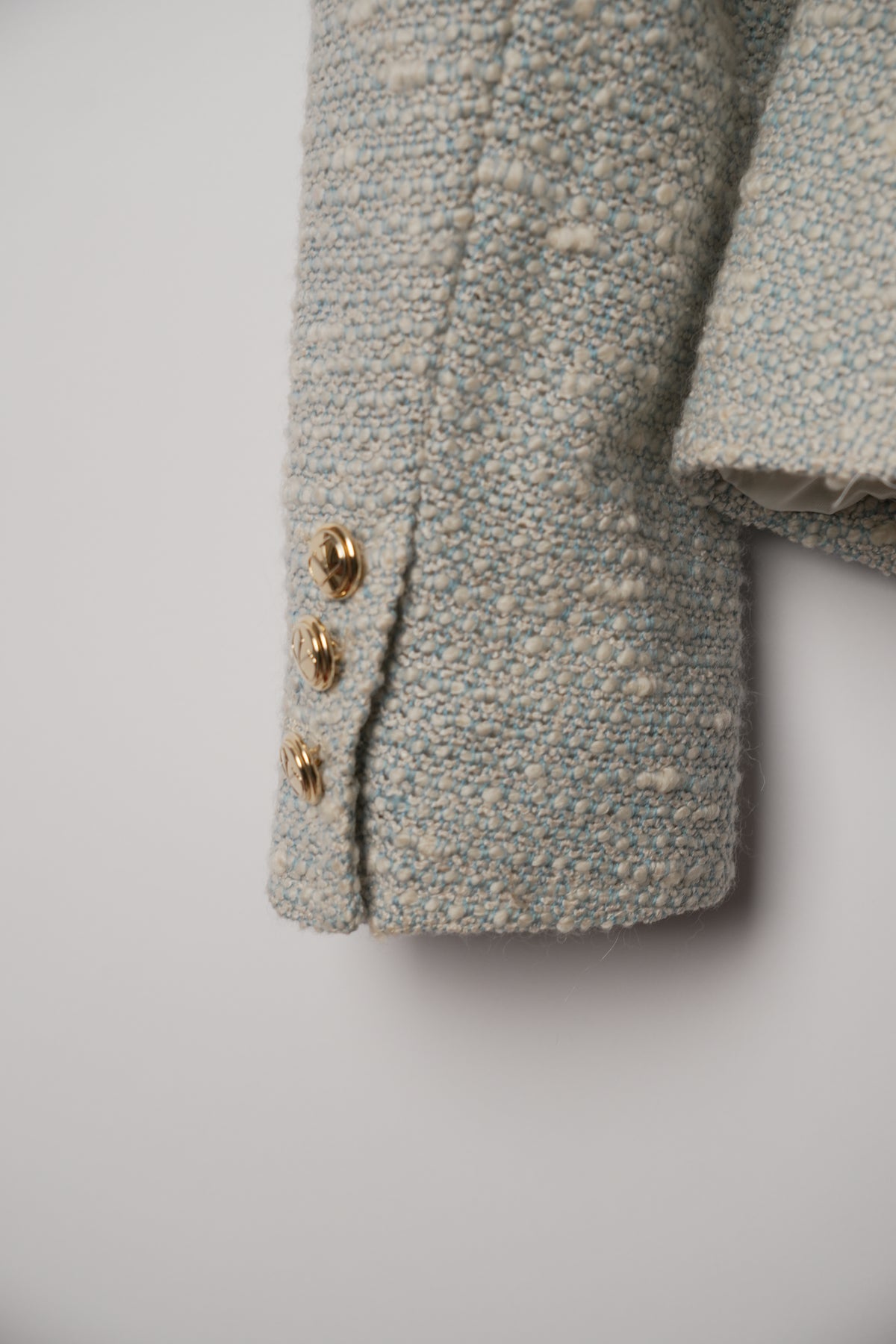 Valentino Blue White Tweed Ribbon Trim Collarless Gold Button Down Blazer