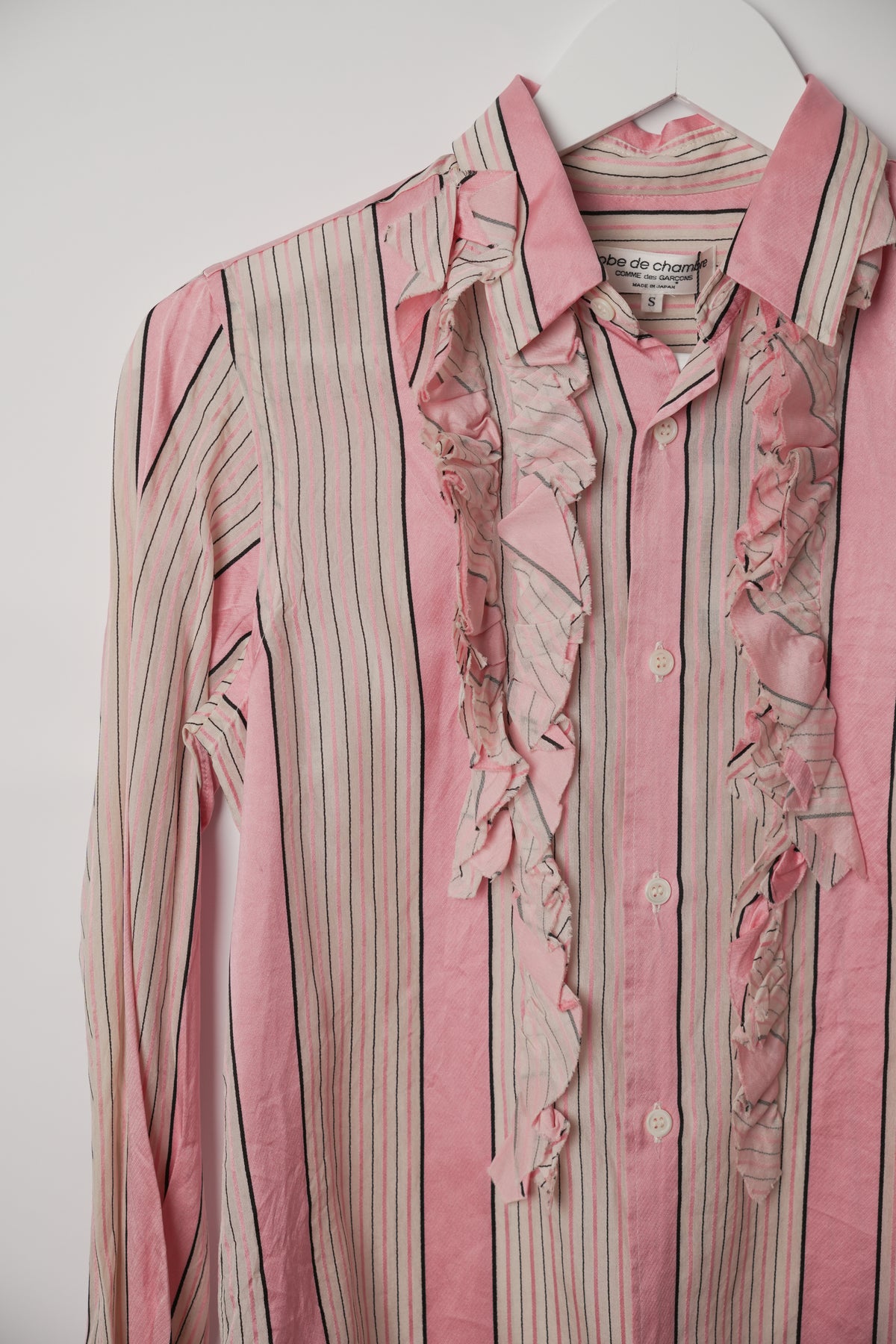 Robe de Chambre Comme des Garçons Pink Stripe Ruffle Blouse AD2000