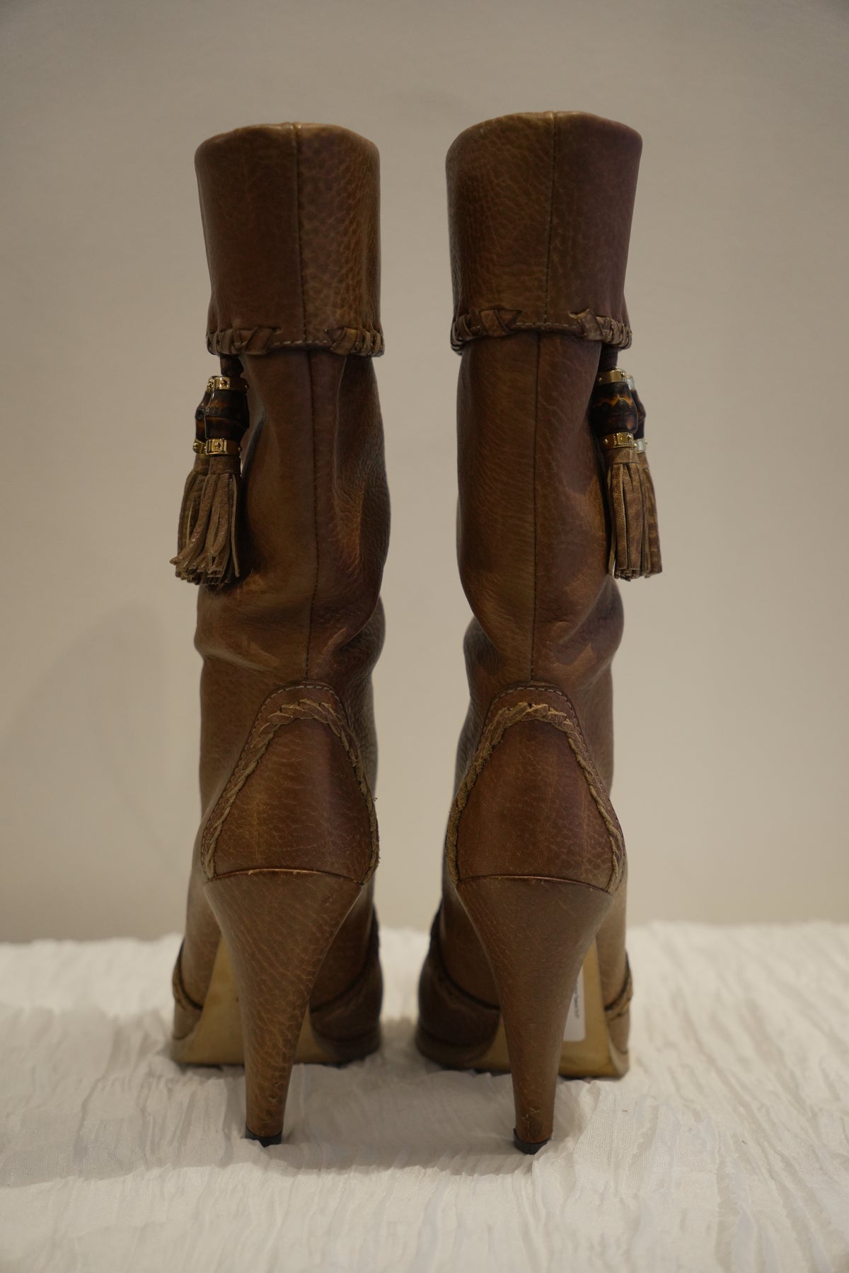 Gucci Tan Leather Boots with Bamboo Tassels Sz37