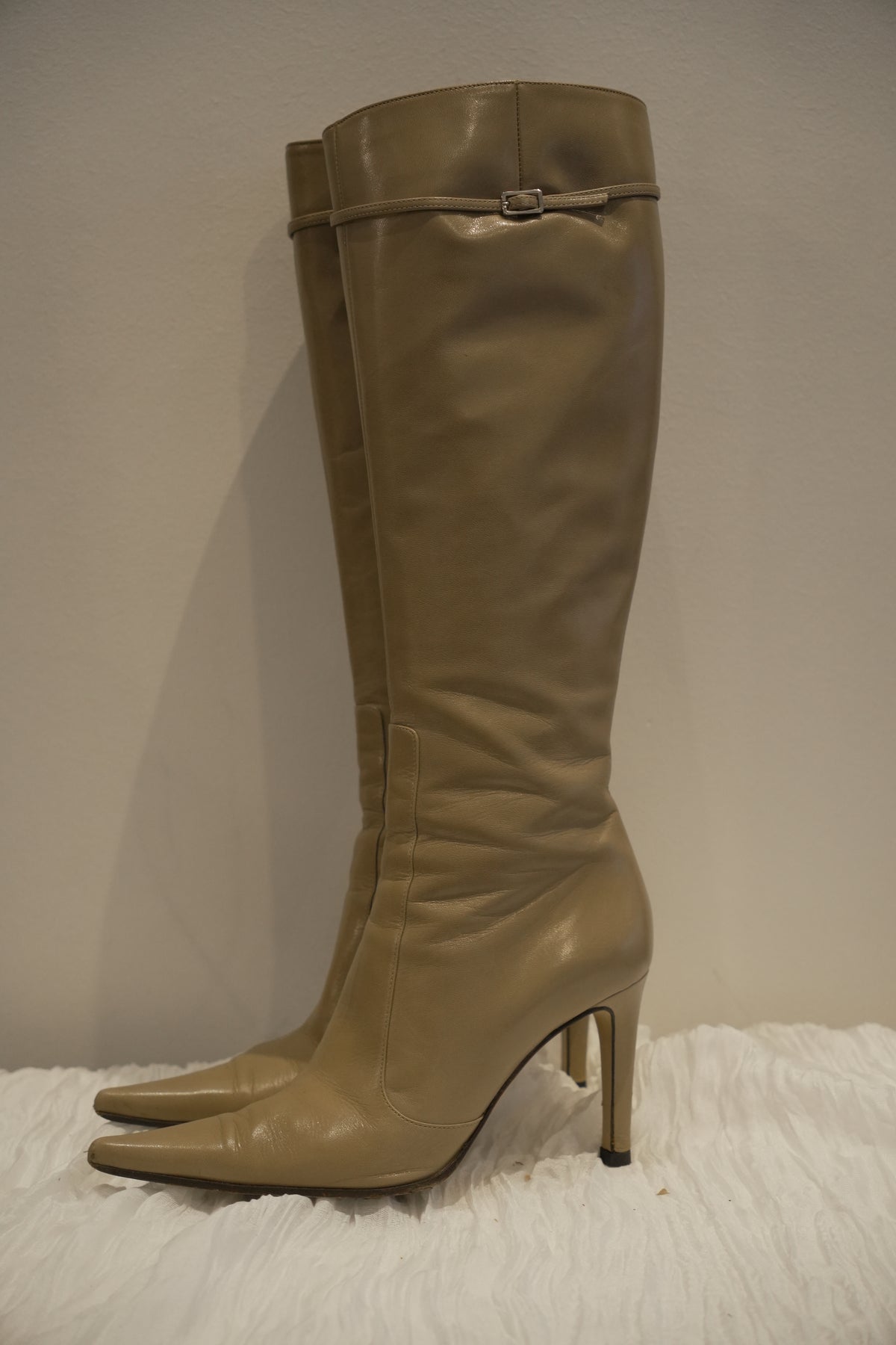 Sergio Rossi Nude Point Toe Knee High Leather Boots Sz36.5