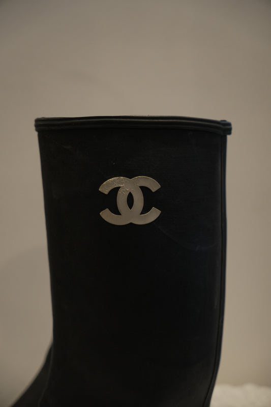 Chanel Black White Logo Rubber Gumboots Sz37