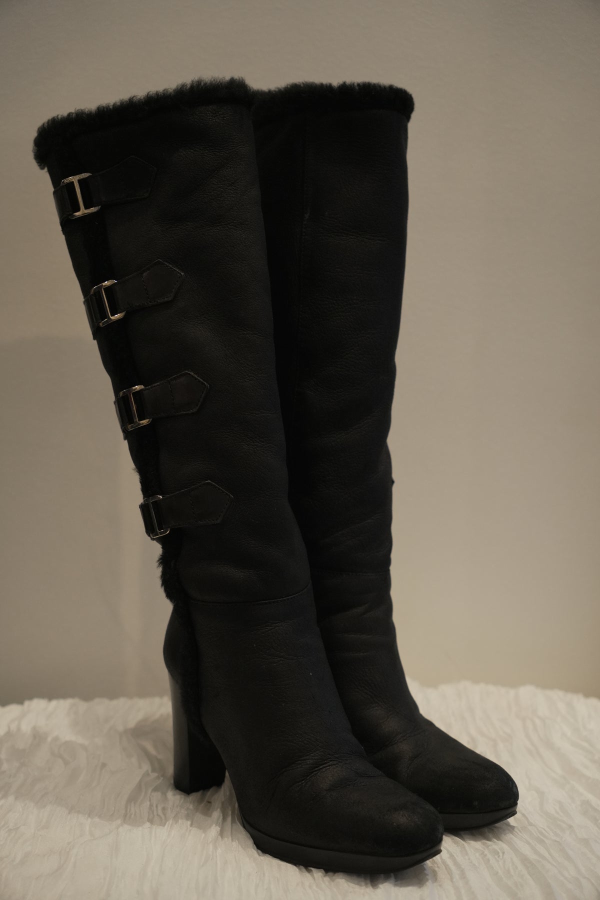 Sergio Rossi Leather Shearling Fur Inner Boots w Buckles Sz37