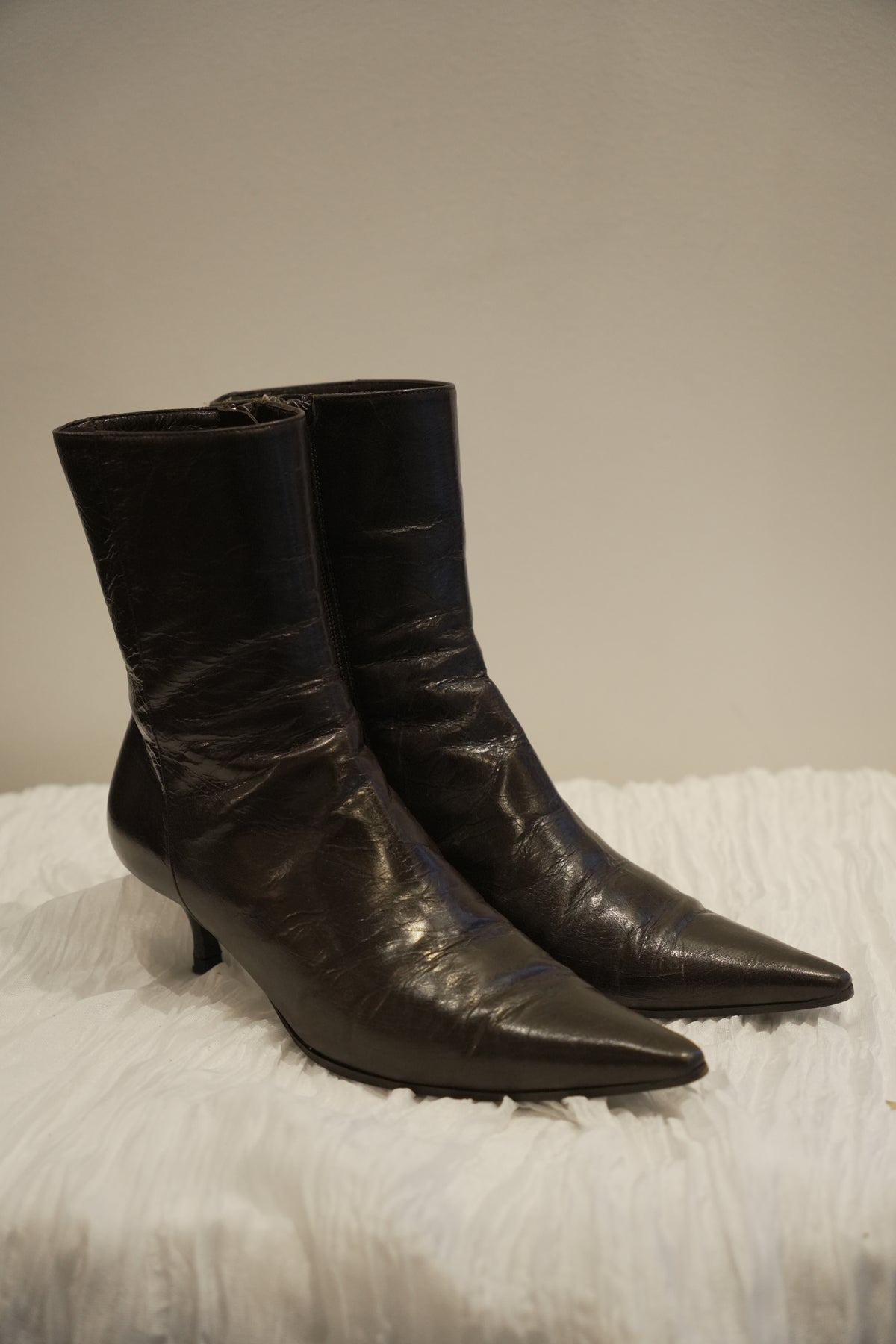 Bally Brown Point Toe Leather Boots Sz8 w Box