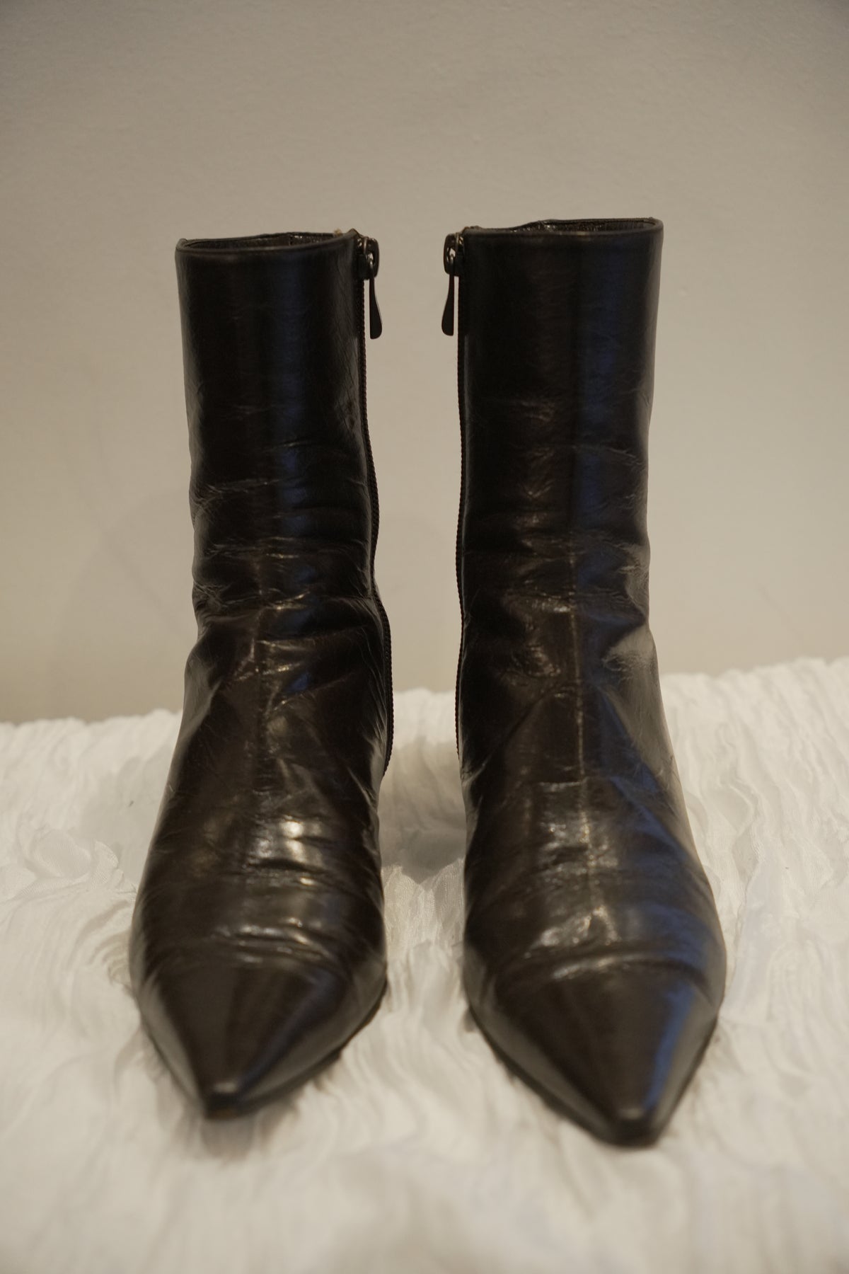 Bally Brown Point Toe Leather Boots Sz8 w Box