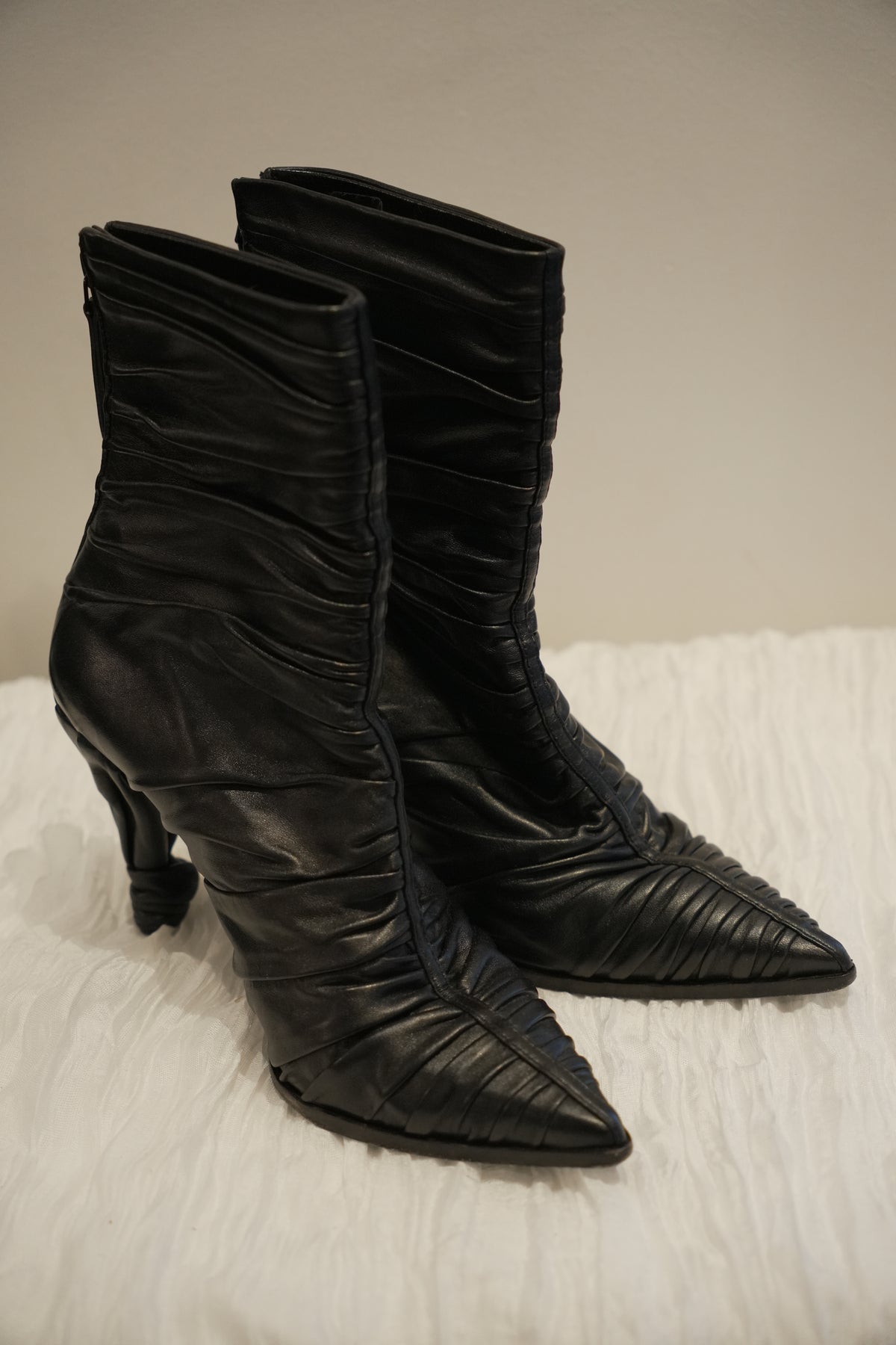 Louis Vuitton Pleated Black Ankle Boots Sz39