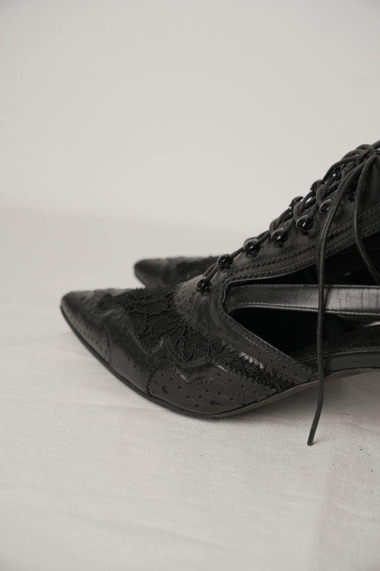 Givenchy Black Lace Up Kitten Heel Cut Out Point Toe Heels Sz38.5 w Box