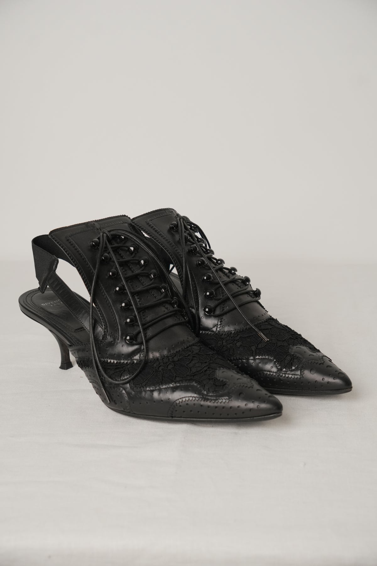 Givenchy Black Lace Up Kitten Heel Cut Out Point Toe Heels Sz38.5 w Box