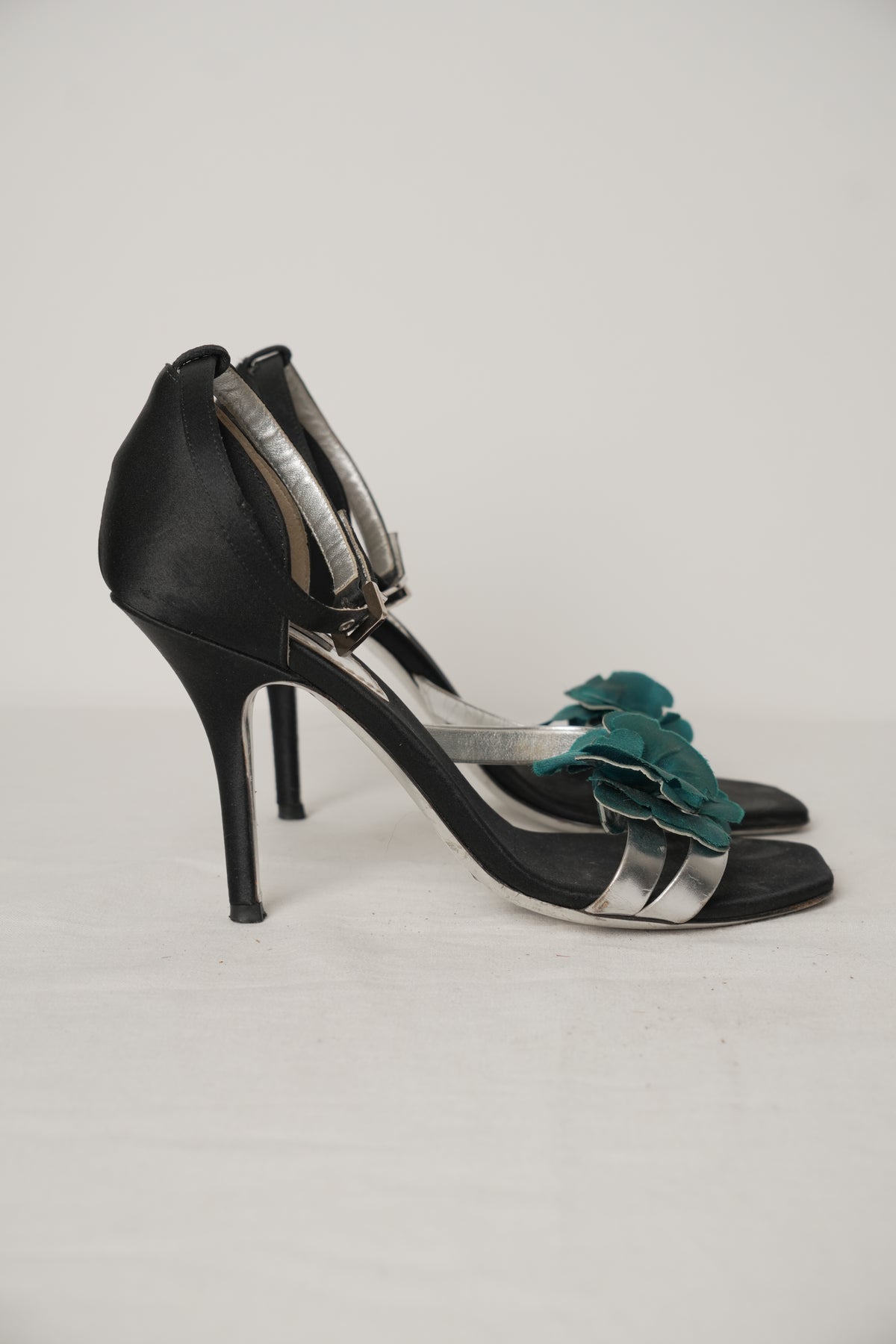 Louis Vuitton Floral Logo Sandal Heels Sz36