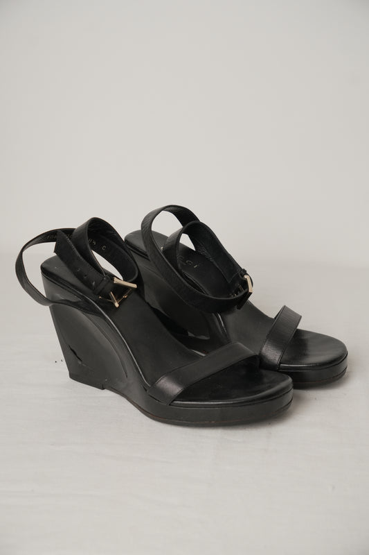 Gucci Leather Ankle Strap Plastic Wedge Heels Sz38.5