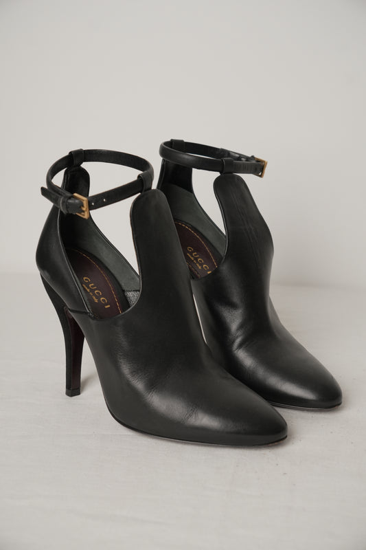 Gucci Black Leather Cut Out Ankle Strap Boot Heels Sz36.5