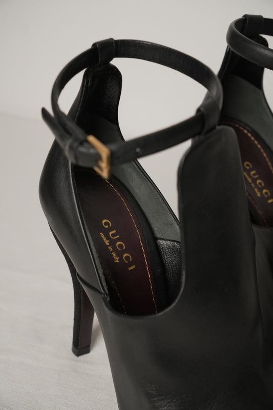 Gucci Black Leather Cut Out Ankle Strap Boot Heels Sz36.5