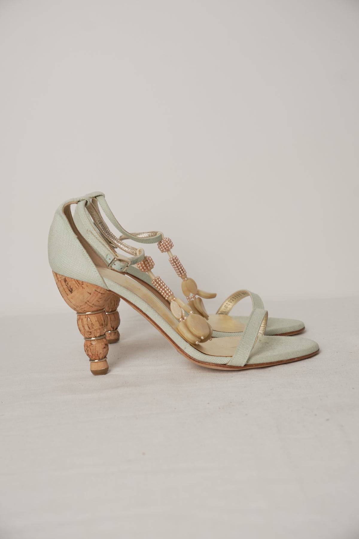 Salvatore Ferragamo Blue Strappy Hanging Bead Pearl Heels Sz6.5(US)