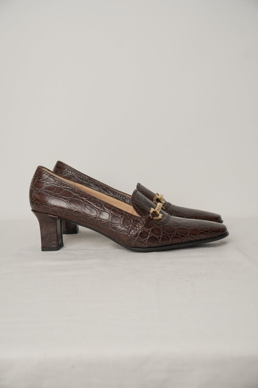 Salvatore Ferragamo Brown Crocodile Heeled Loafer with Gold Chain Heels Sz9 (US)