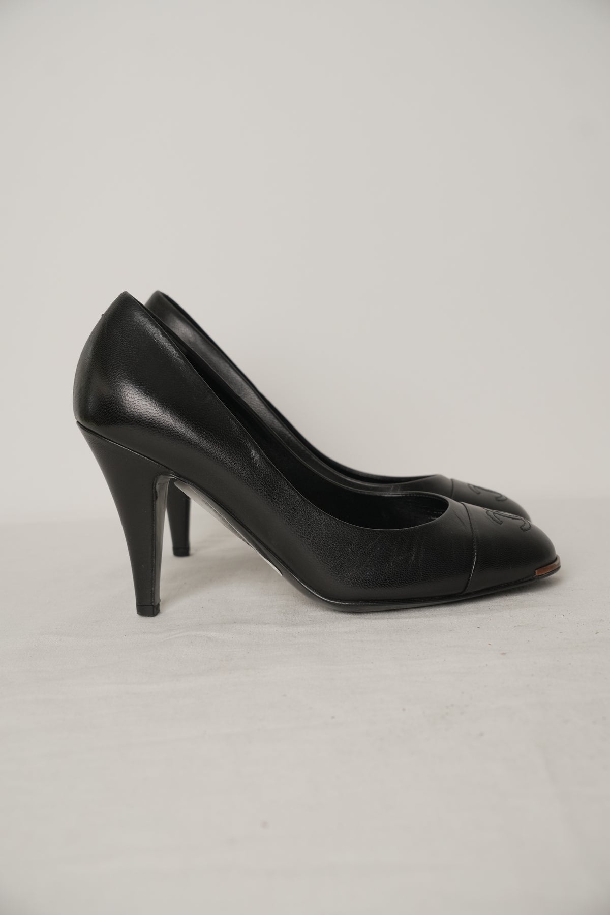 Chanel Black Logo Toe Cap Pump Heels Sz36.5