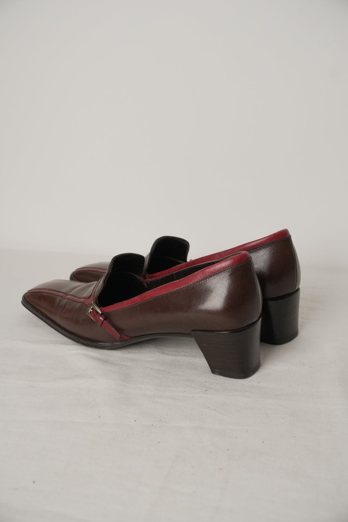 Prada Brown Leather Square Toe Loafer with Red Lining Buckle Sz 36.5