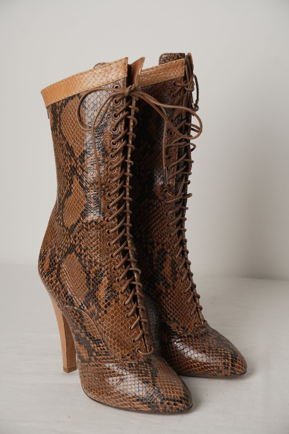 Givenchy Snakeskin Lace Up Heel Boots Sz40