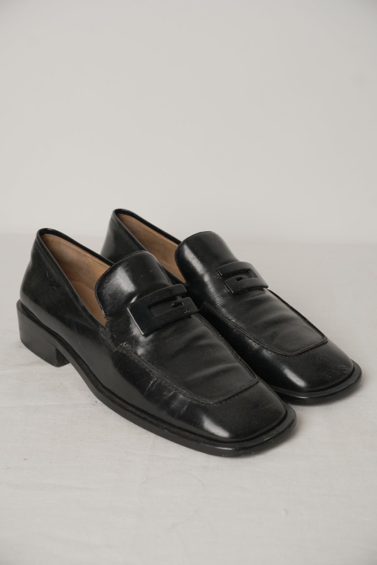 Gucci Black Leather Metal Logo Loafer Mens Sz8.5 (US)