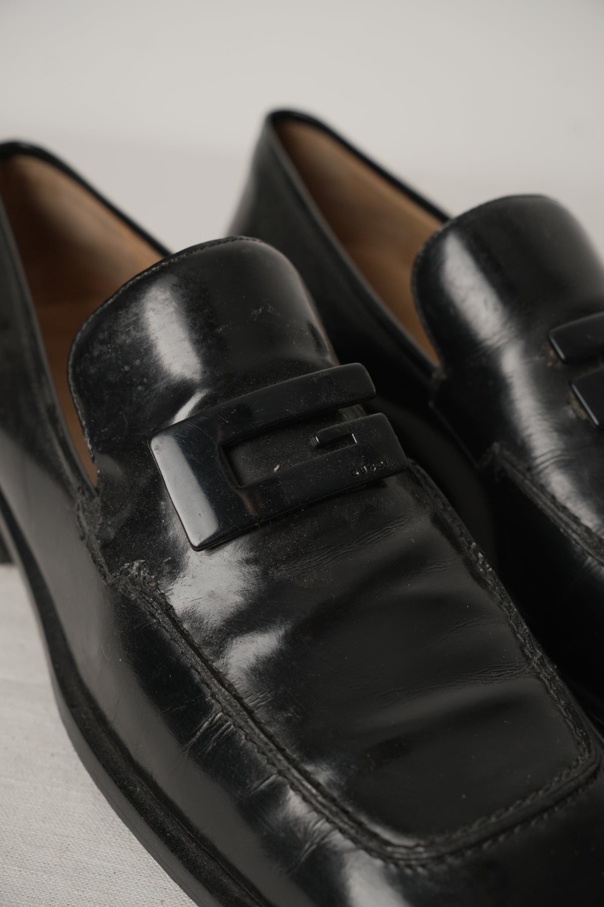 Gucci Black Leather Metal Logo Loafer Mens Sz8.5 (US)