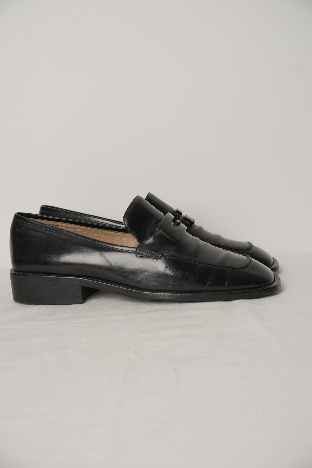 Gucci Black Leather Metal Logo Loafer Mens Sz8.5 (US)