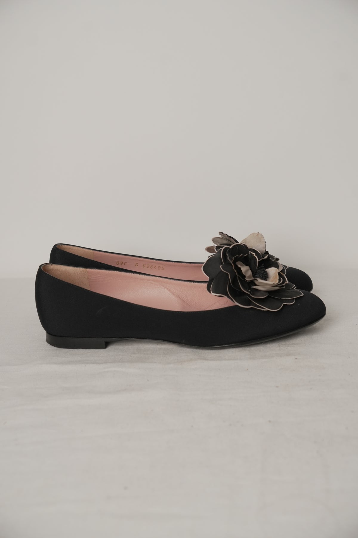 Chanel Coco Mark Camellia Floral Motif Flats Sz38