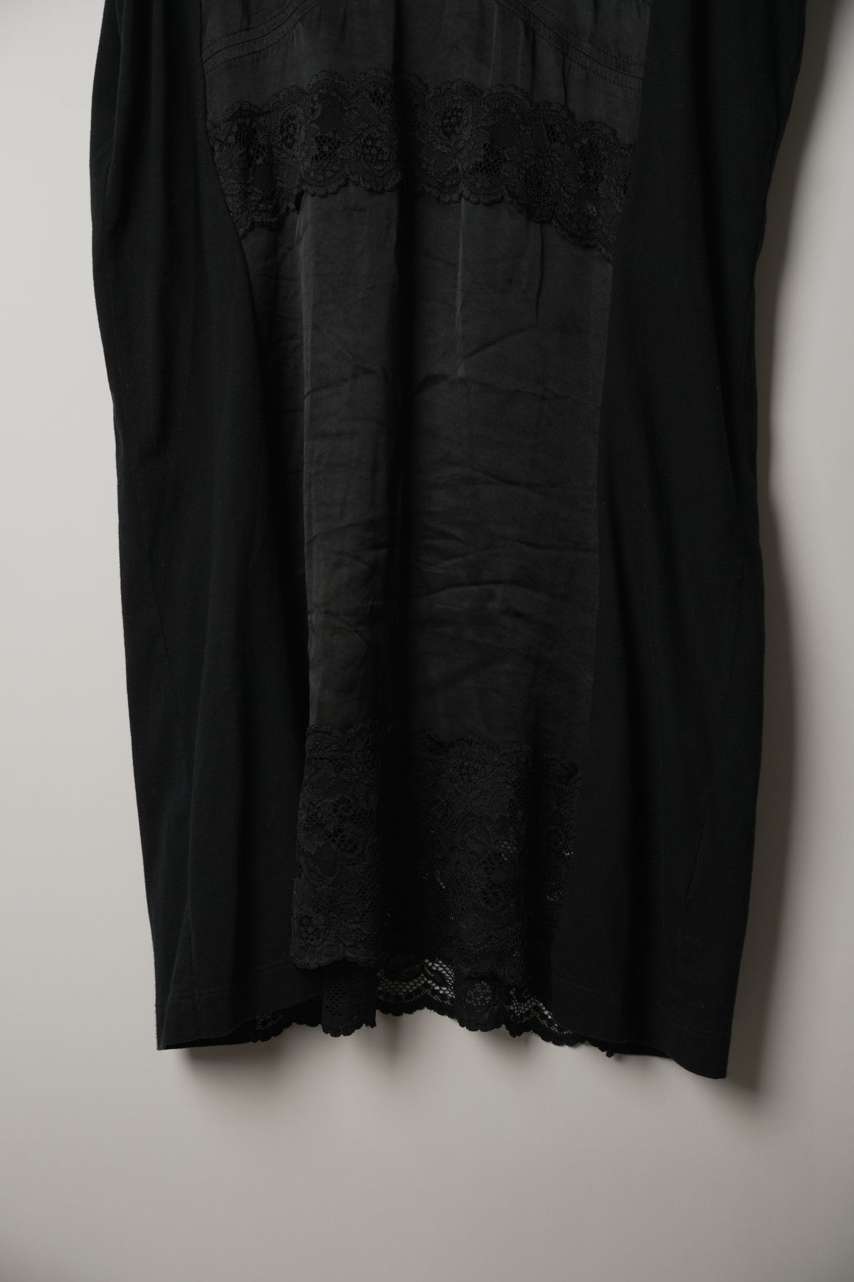 MM6 Maison Margiela Lace Insert Satin V Neck Sleeveless Midi Dress