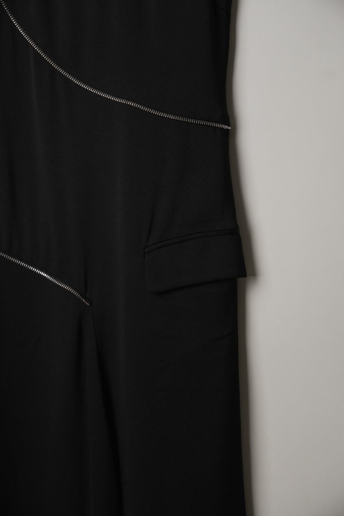 Costume National Zipper Sleeveless Crew Neck Asymmetric Dress