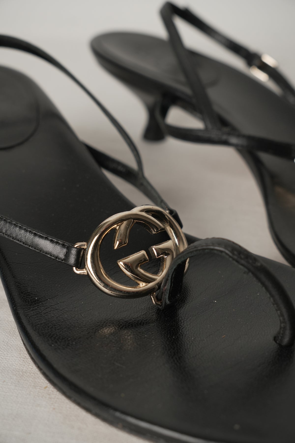 Gucci Metal Logo Strap Sandals Sz37