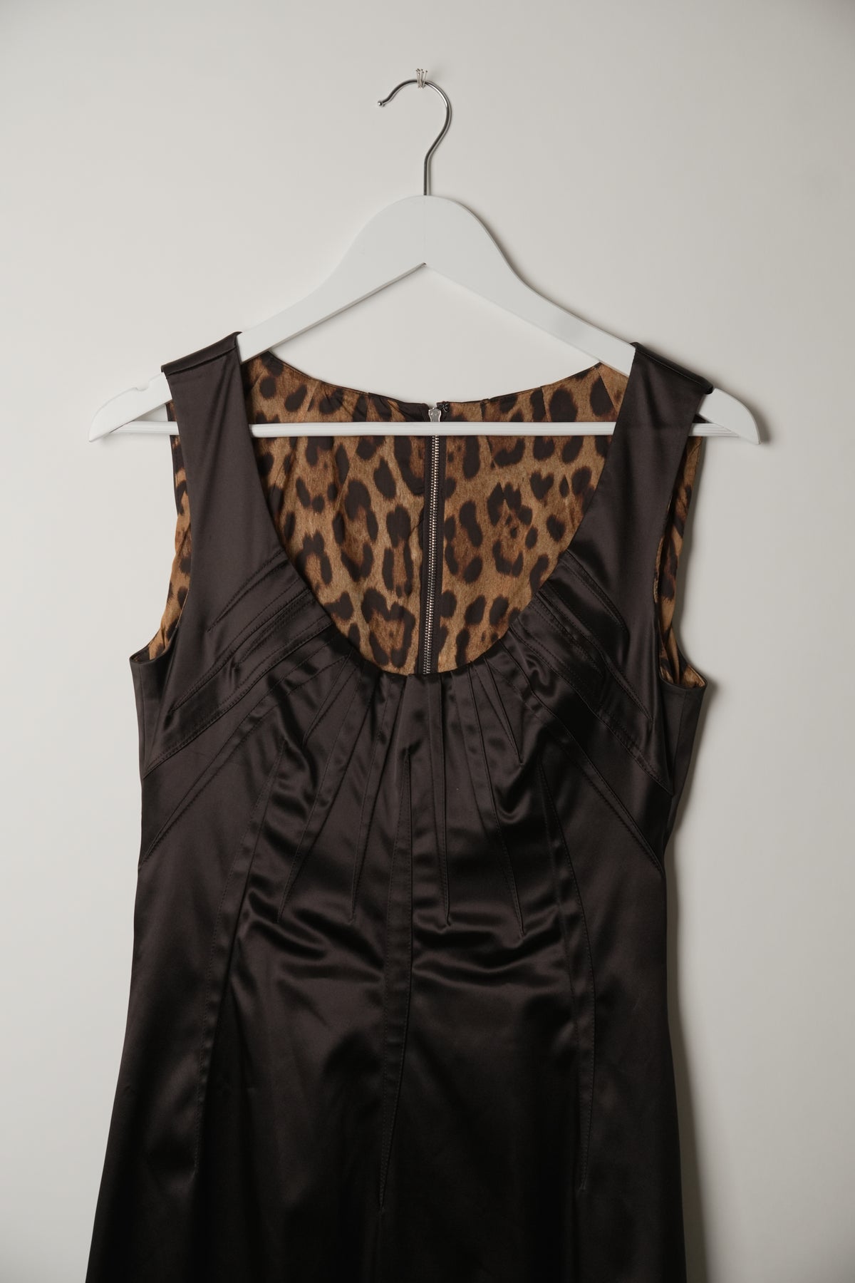 Dolce & Gabbana Pleated Scoop Neck Sleeveless Pencil Dress