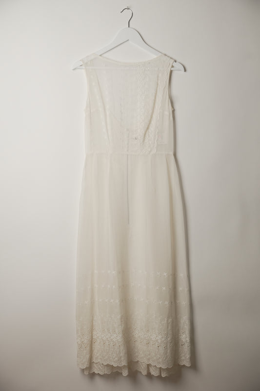Robe de Chambre Comme des Garcons Sleeveless Lace Embroidery Sheer Dress AD1998