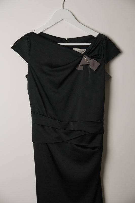 Valentino Knee Length Dress w Asymmetric Neck Bow