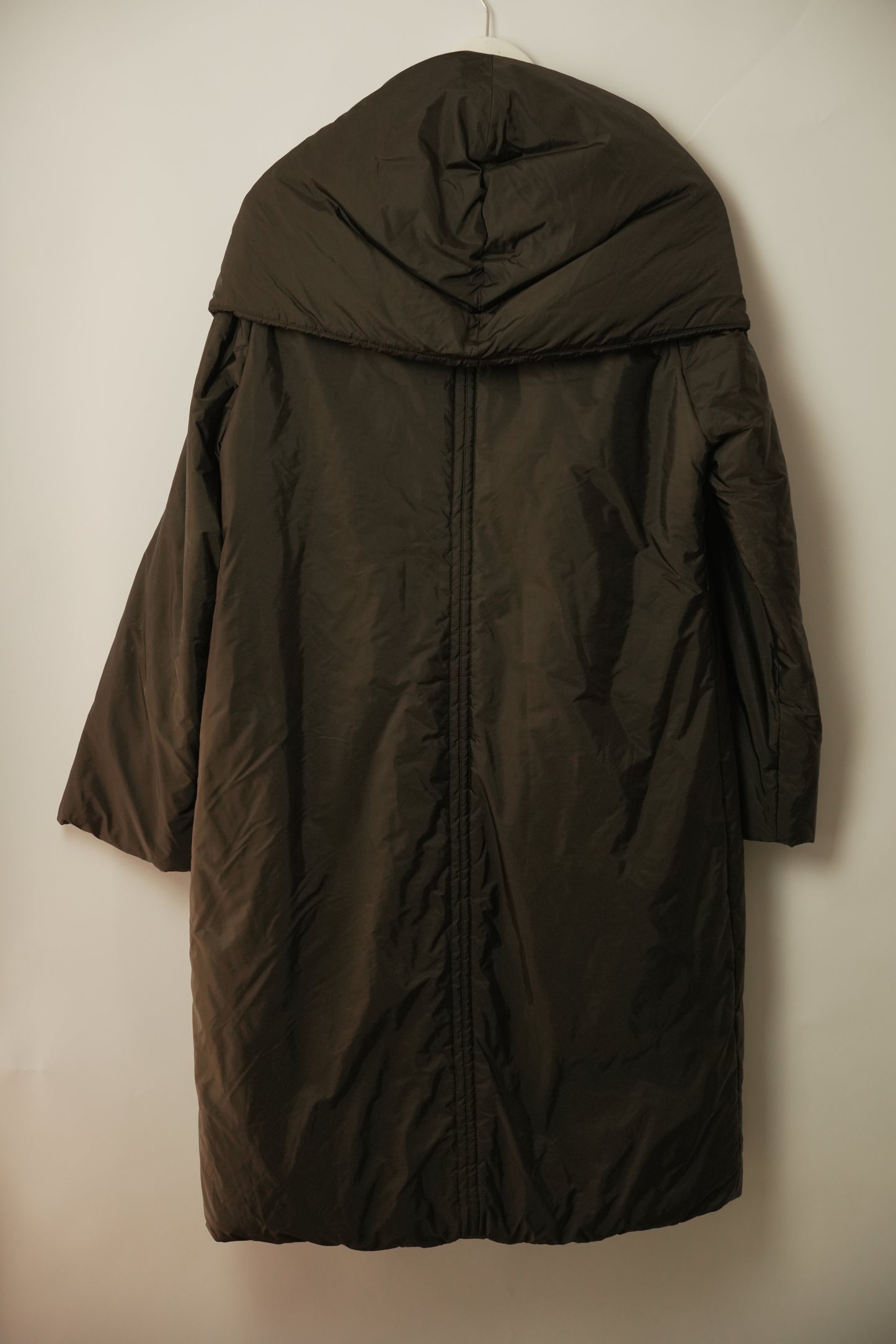 Ermanno Scervino Down Coat w Frog Closure & Hood, Skirt Skirting