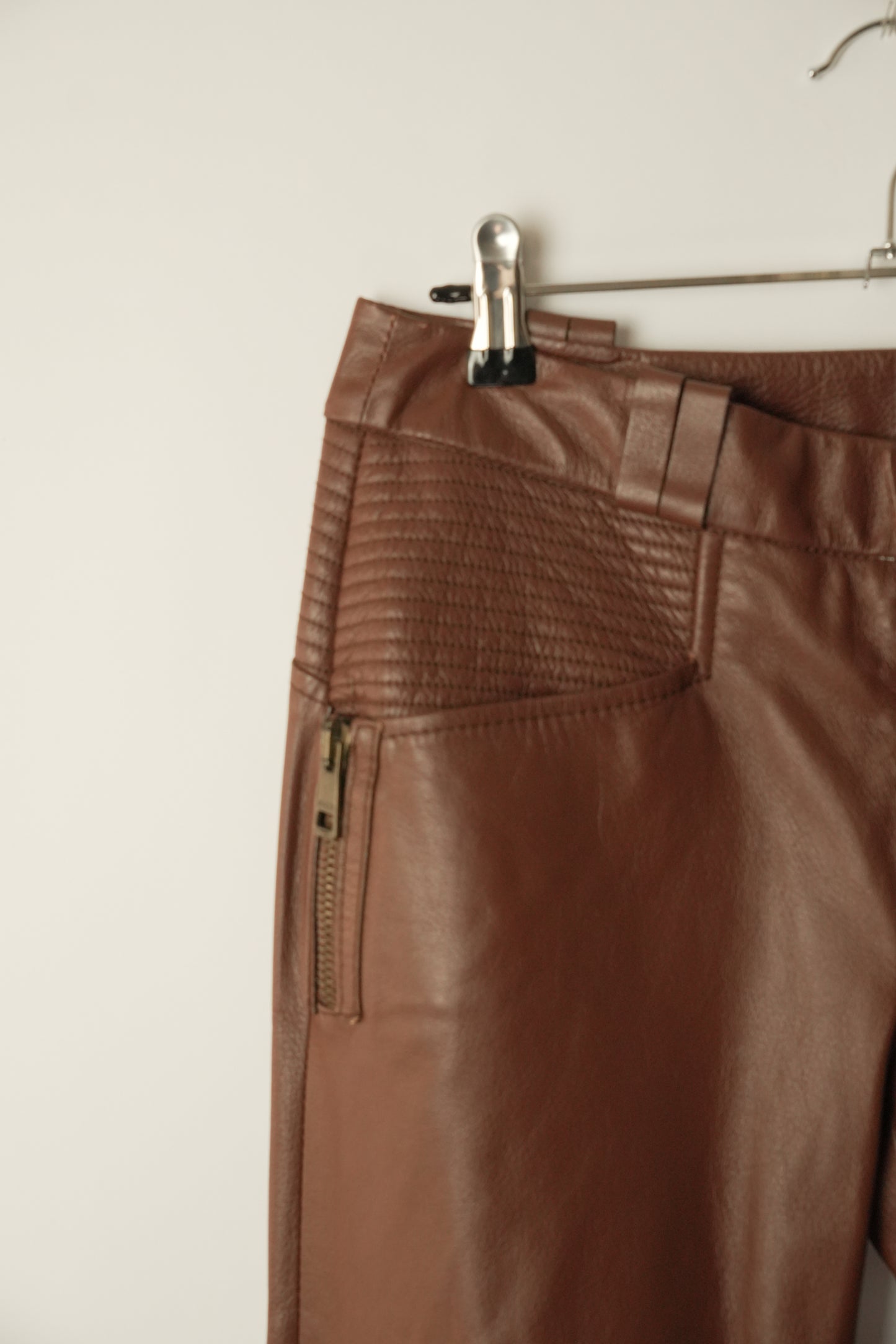 Gucci Brown Leather Pants w Quilted Pockets and Zipper