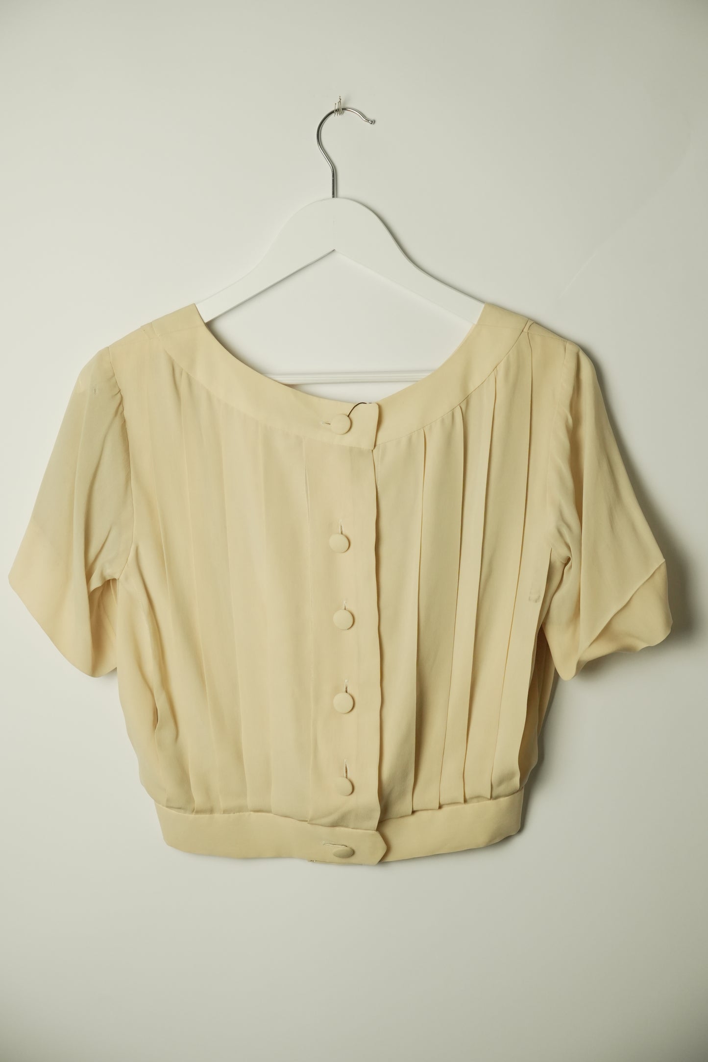 Moschino Couture Silk SS Pleated Crop Top w bow