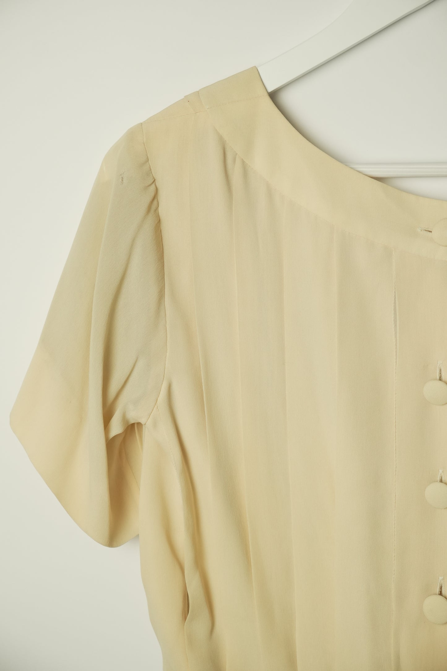 Moschino Couture Silk SS Pleated Crop Top w bow
