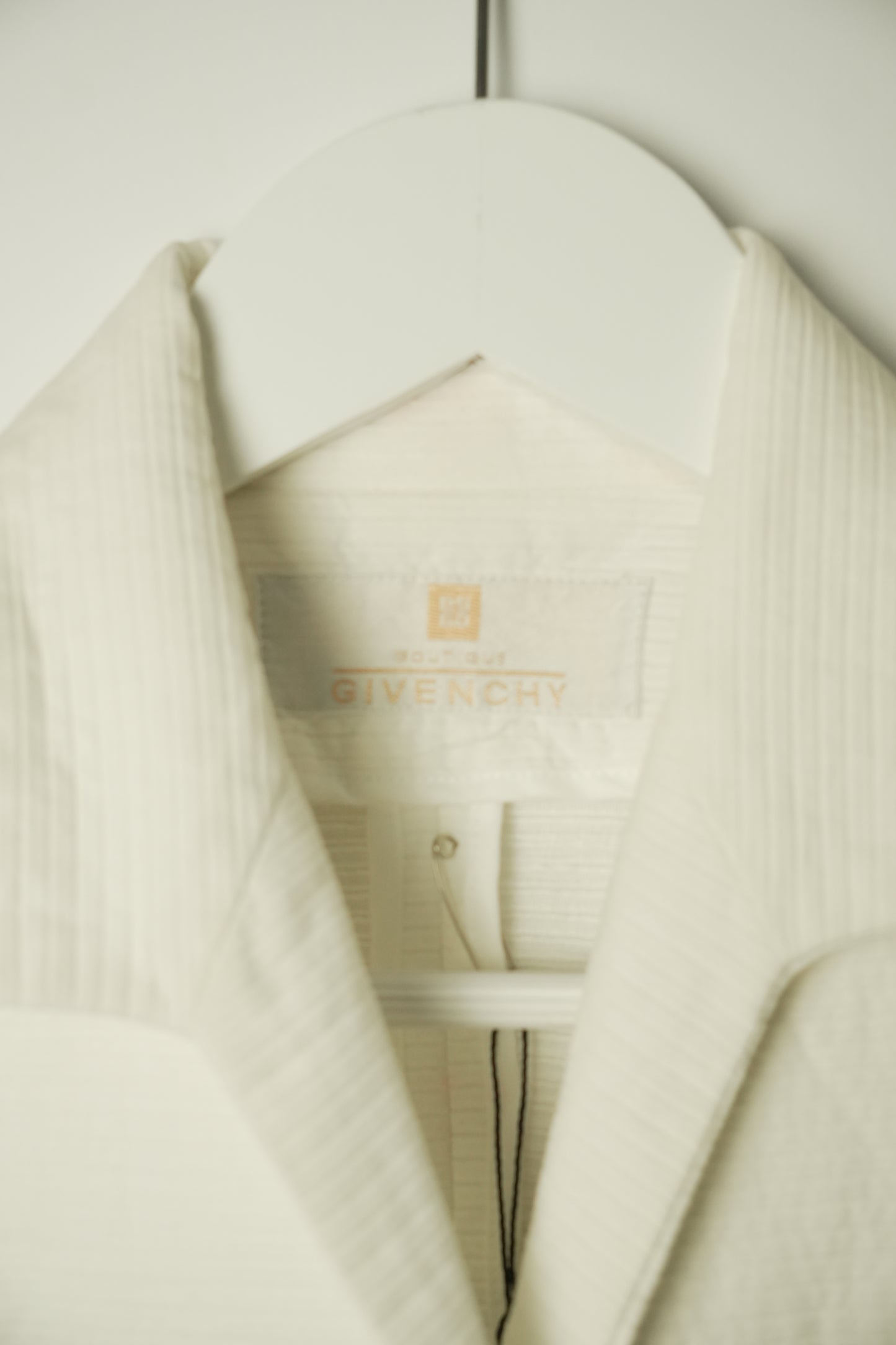 Givenchy Sless Vest White Button Down