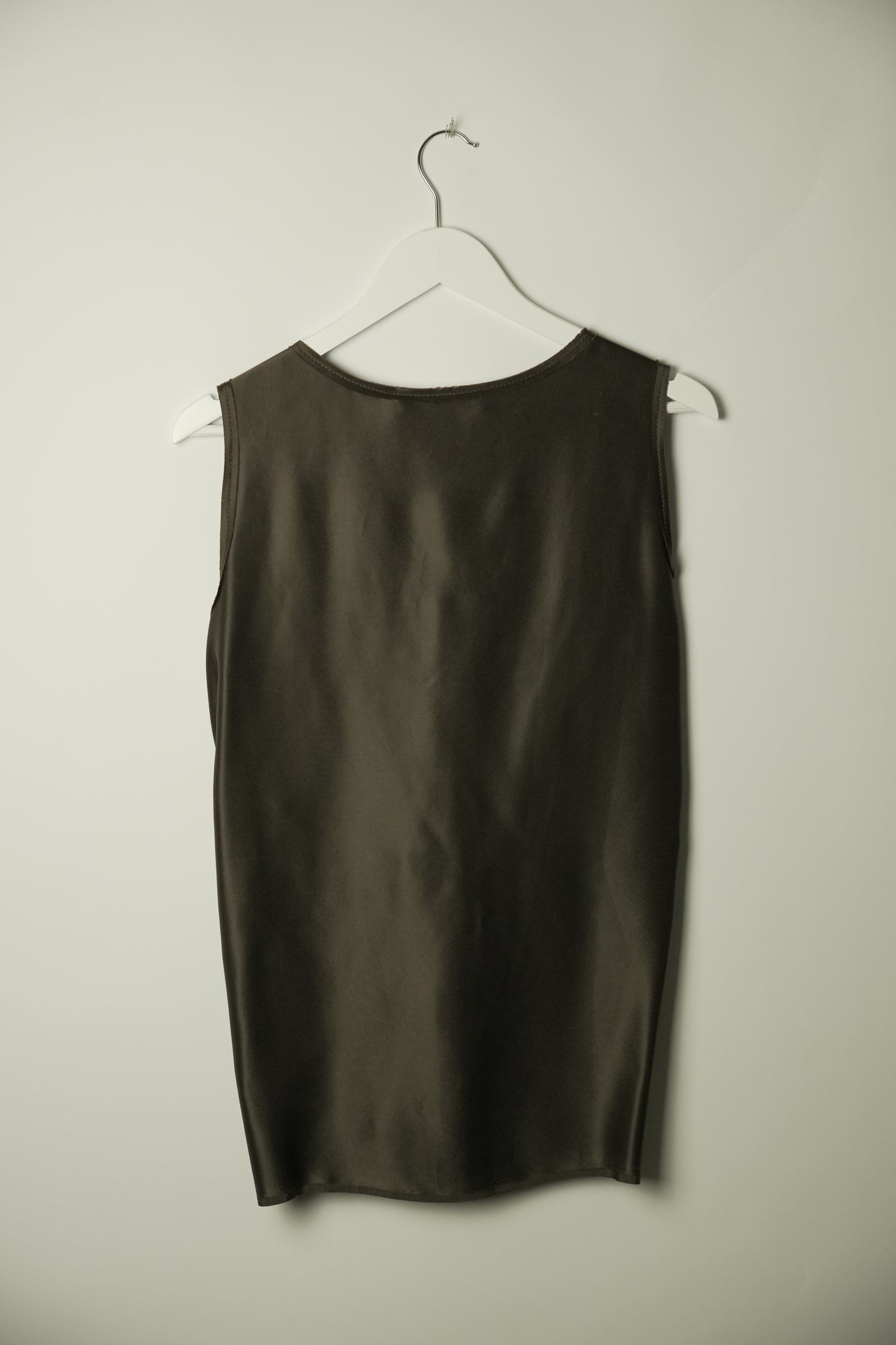Lanvin Bronze Pleated V Neck Rhinestone Sless Blouse