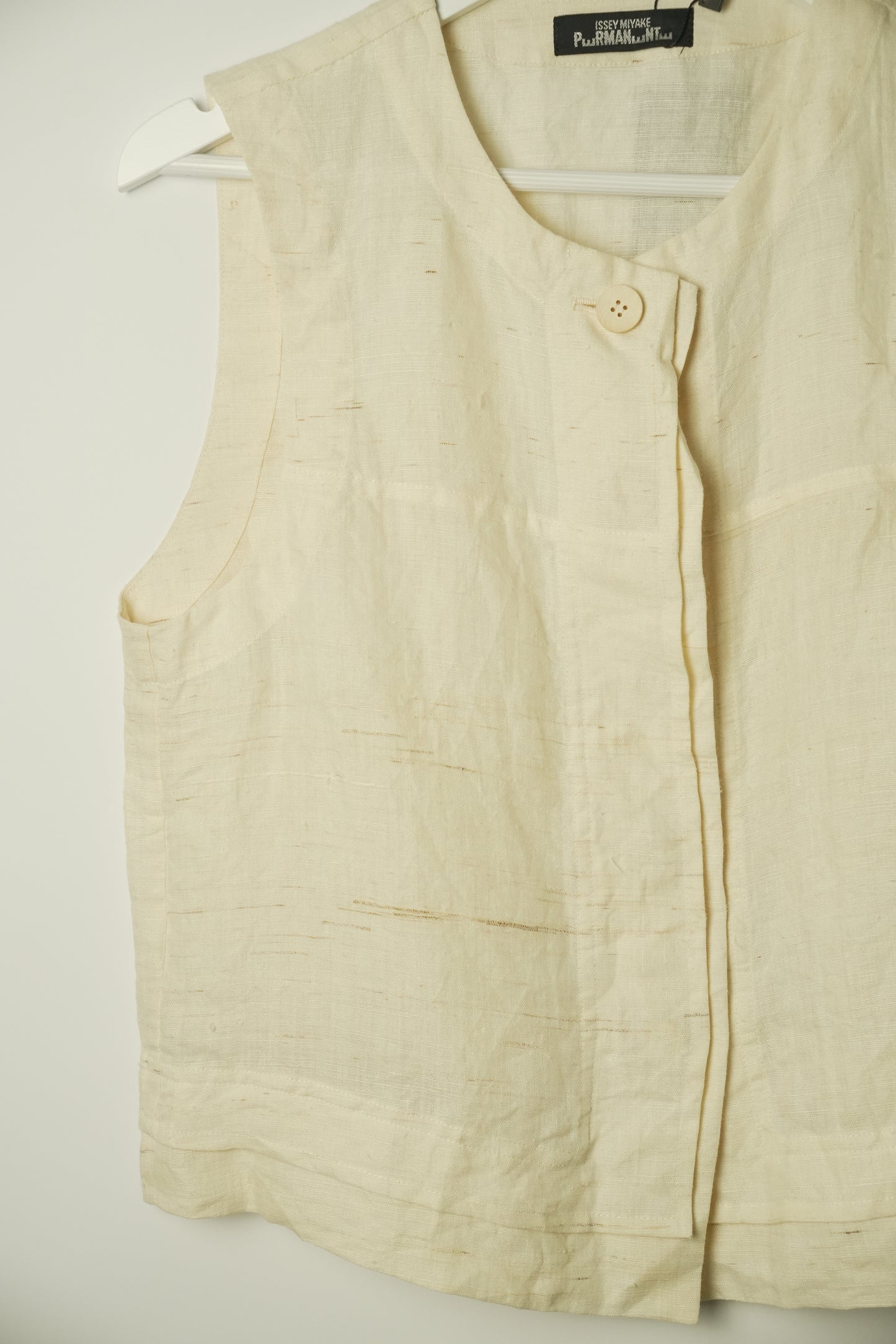 Issey Miyake Linen Sless Vest Top