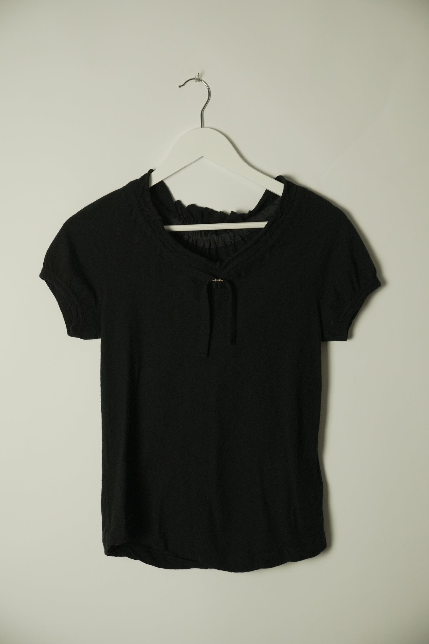 Junya Watanabe Comme Des Garcons SS Bubble Cap Sleeve w Buckle Neckline Top AD2002