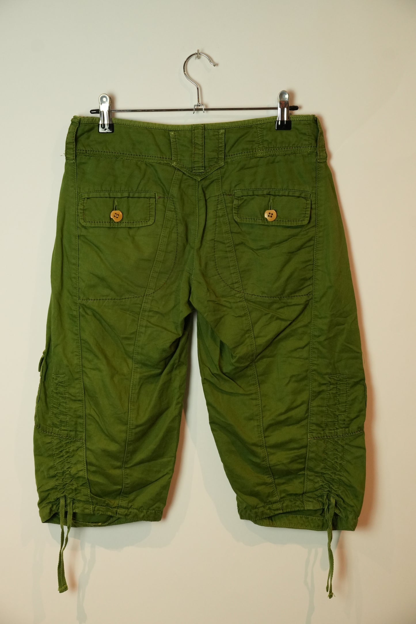 Marithe Francois Girbaud Utility Balloon Short Capris